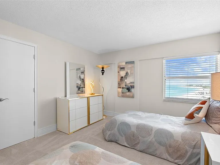 1750 Benjamin Franklin Dr #8D — Photo 30
