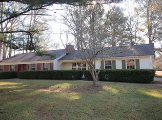102 Lakeway Dr, Oxford, MS 38655