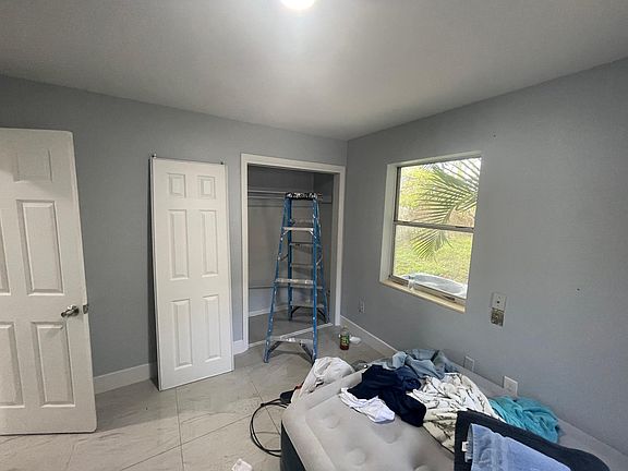 5th image of 2828 Central Ave
