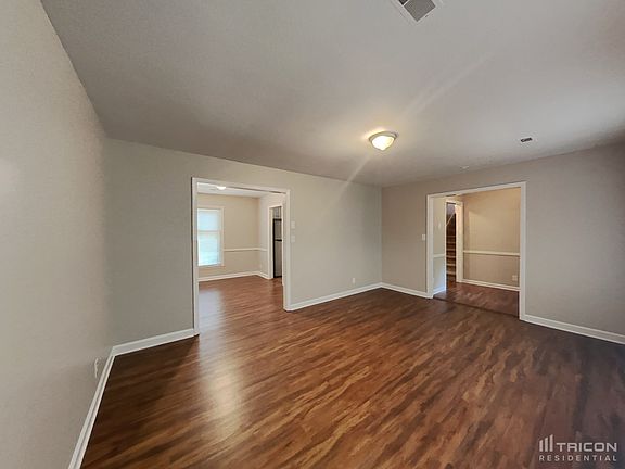 2nd image of 3500 Denson Pl