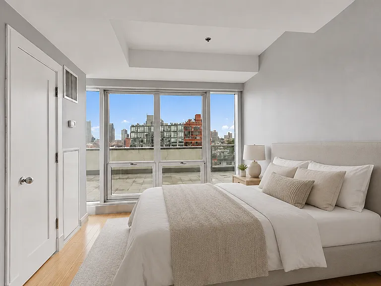 302 2nd St #9K — Photo 8