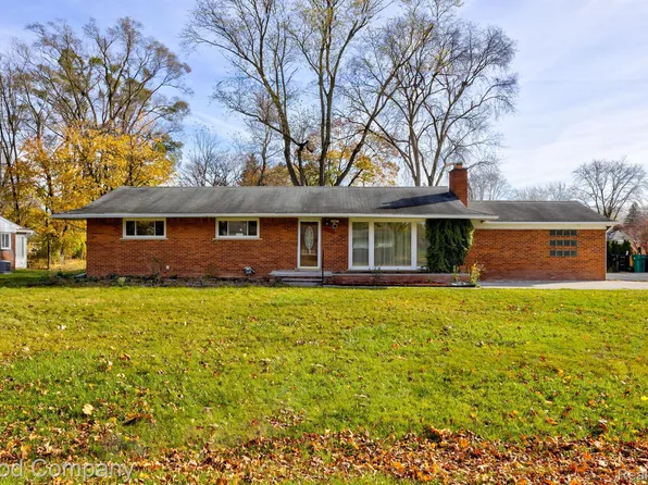 28356 Ridgebrook Rd, Farmington Hills, MI 48334