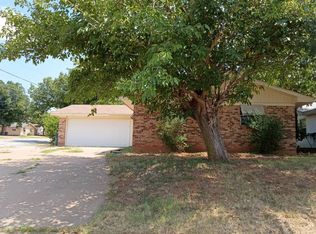 1515 Parkdale Dr, Wichita Falls, TX 76306