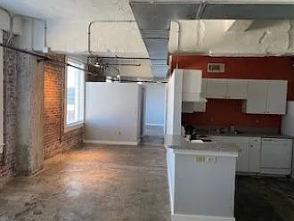 245 Madison Ave #405 — Photo 3