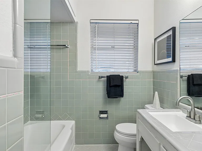 2728 Alco Ave — Photo 15