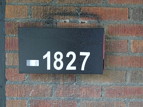 4th image of 1827 S Champion Ave