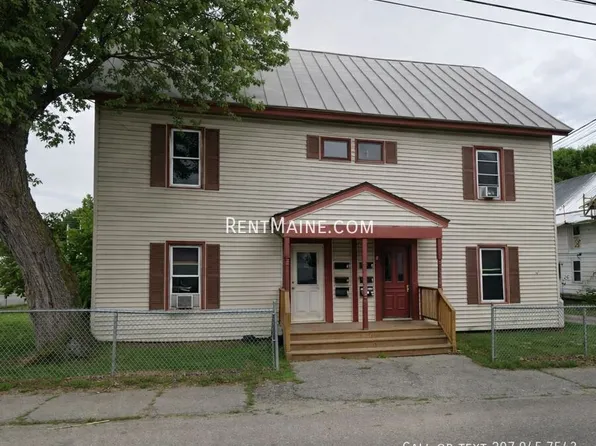 2 Danielson St APT 6, Waterville, ME 04901