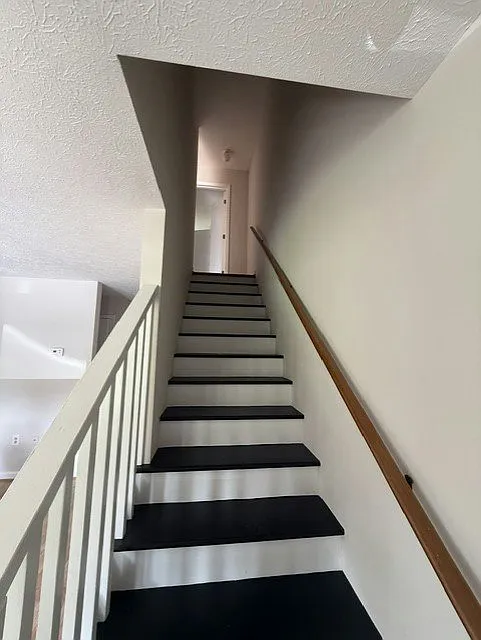 5826 Raiford Circle, Unit B — Photo 3