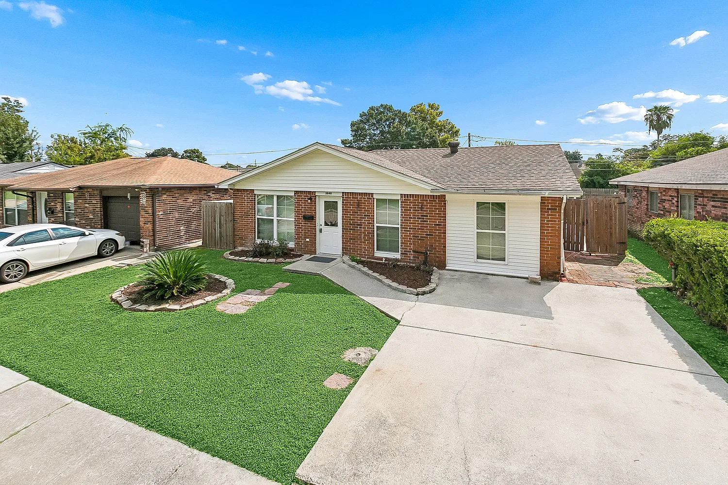 3 bed, $1,790 — Photo 1