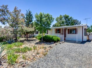 20815 E Prickly Pear Dr, Mayer, AZ 86333