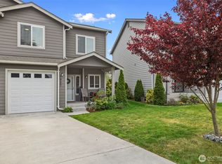 1927 SW Cooper Way, Oak Harbor, WA 98277