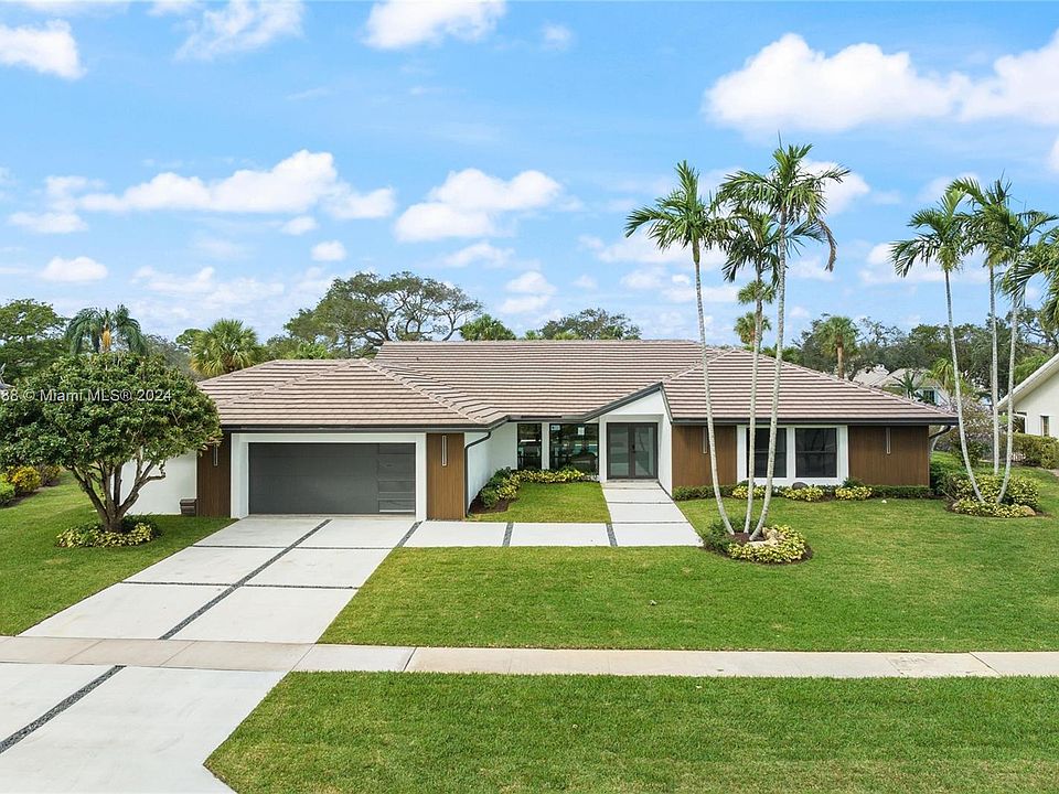 1st image of 16675 Sweet Bay Dr
