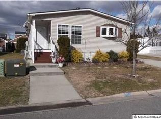 608 Walden Way, Whiting, NJ 08759