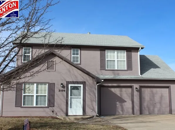 2509 Charolais Ln, Manhattan, KS 66502
