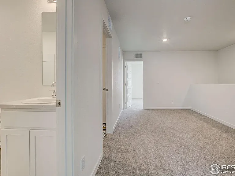 281 Cardinal St — Photo 17
