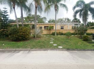 498 NE 36th St, Boca Raton, FL 33431