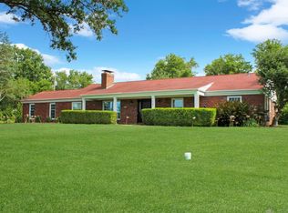 12305 Conway Rd, Saint Louis, MO 63141