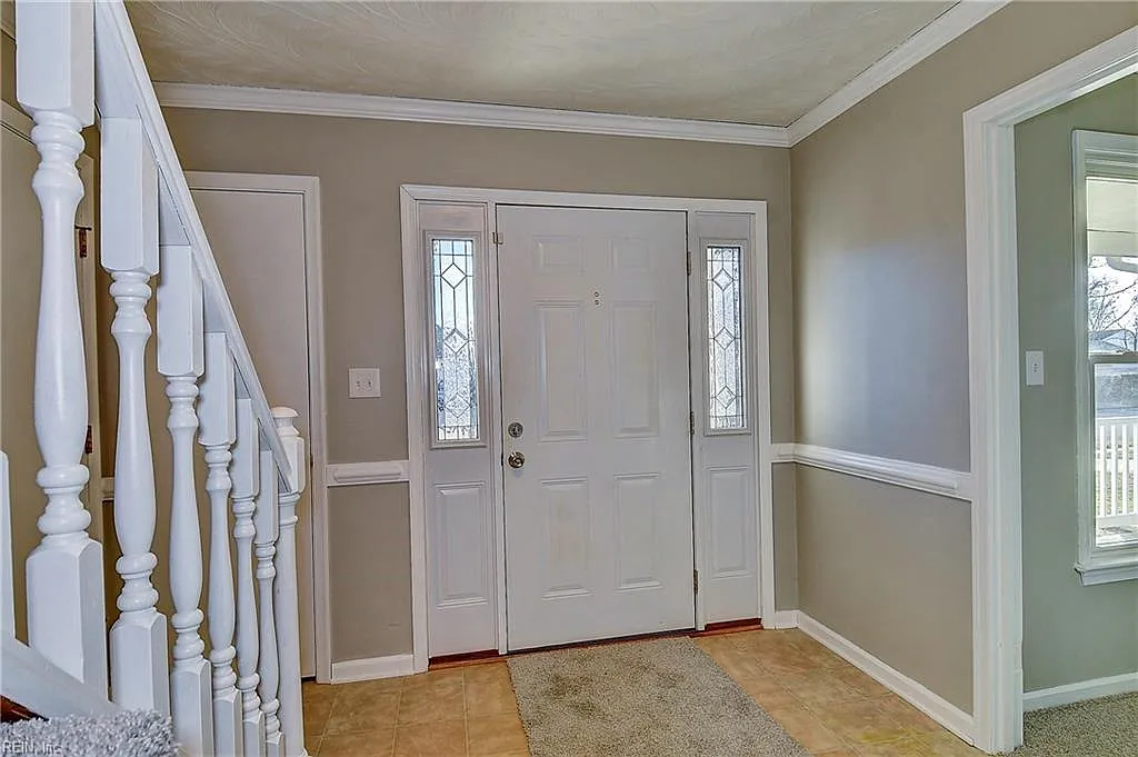 3 bed, 1634 sqft, $2,500 — Photo 3