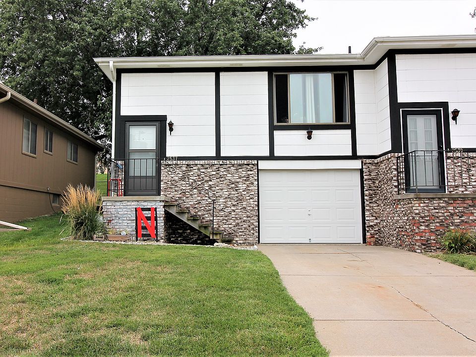 1st image of 2537 Mose Ave