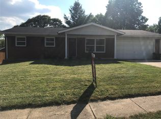 2405 Gallaher Ave, Saint Charles, MO 63301