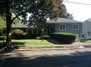 161 Shaw Rd, Brookline, MA 02467