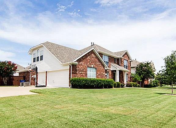 2nd image of 281 Ashwood Ln