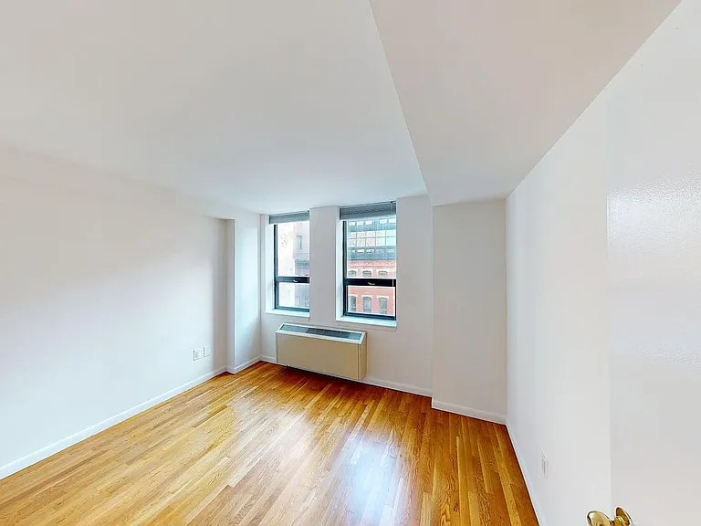 121 Reade St #6K — Photo 8