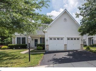 1 Larkspur Dr, Marlton, NJ 08053