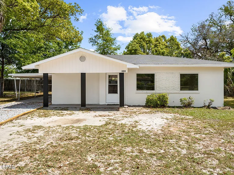708 Cactus Ave — Photo 1