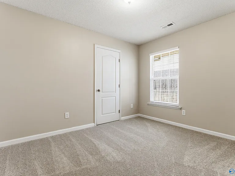 226 Shadow Ct SW — Photo 18