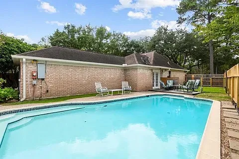 3615 Fairvalley Dr — Photo 41