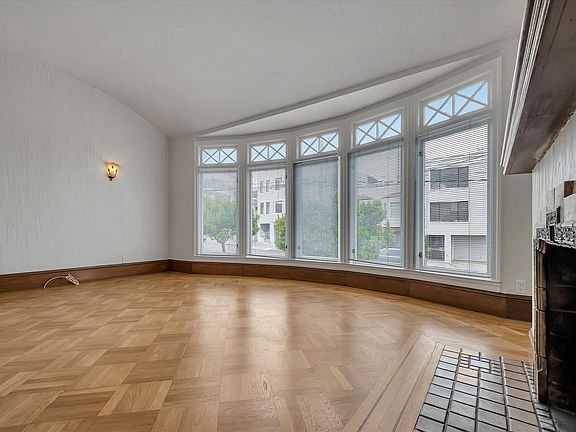 3rd image of 2335 17th Ave