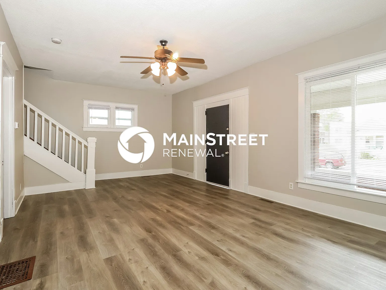 3909 River Park Dr — Photo 3