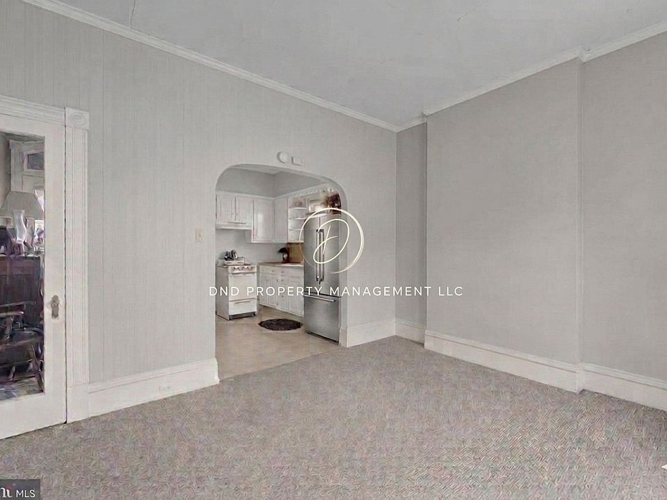 2nd image of 529 Windsor St Unit 1