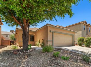 898 E Catkins Pl, Sahuarita, AZ 85629
