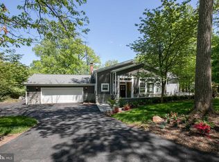 20284 Broad Run Dr, Sterling, VA 20165