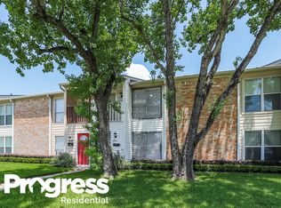8846 Kempwood Dr, Houston, TX 77080
