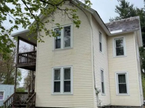 16 Montcalm Street, Glens Falls, NY 12801