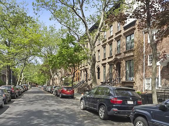 4th image of 45 Tompkins Pl #1
