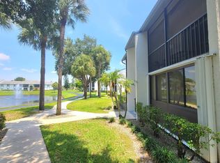 1014 Green Pine Blvd APT B2, West Palm Beach, FL 33409