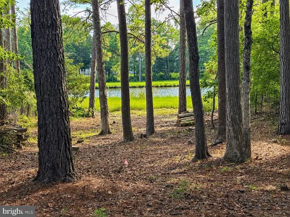 72 Boston Dr, Ocean Pines, MD 21811