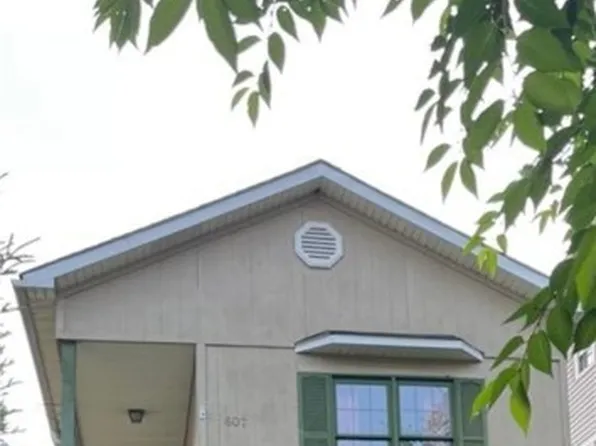 607 N 8th St, Cambridge, OH 43725