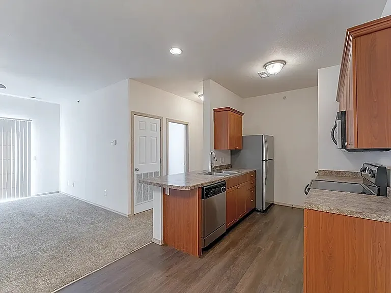 Watermill Park Apartments — Photo 35