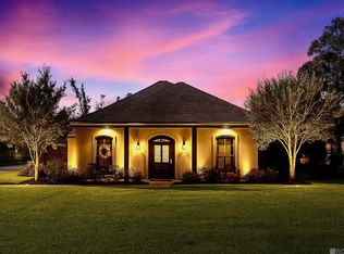 8788 Wyeth Dr, Denham Springs, LA 70706