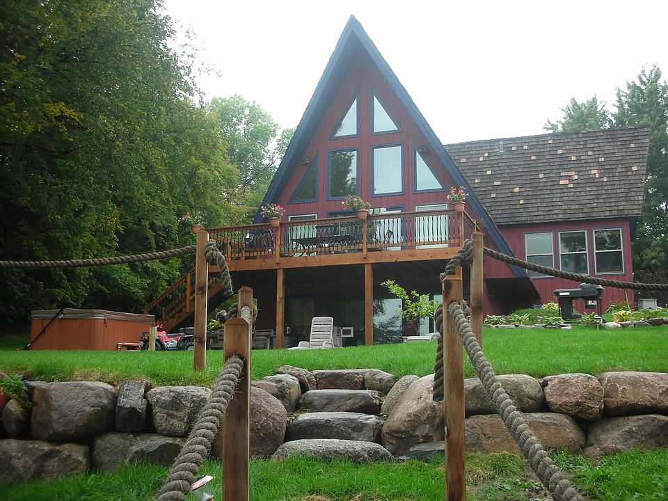 Boulder landscaping