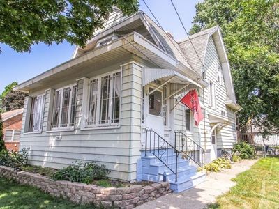 1203 N Madison St, Bloomington, IL, 61701