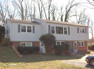 3499 Bonita Ct, Dale City, VA 22193