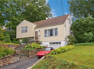 6 Gainsborg Ave, West Harrison, NY 10604