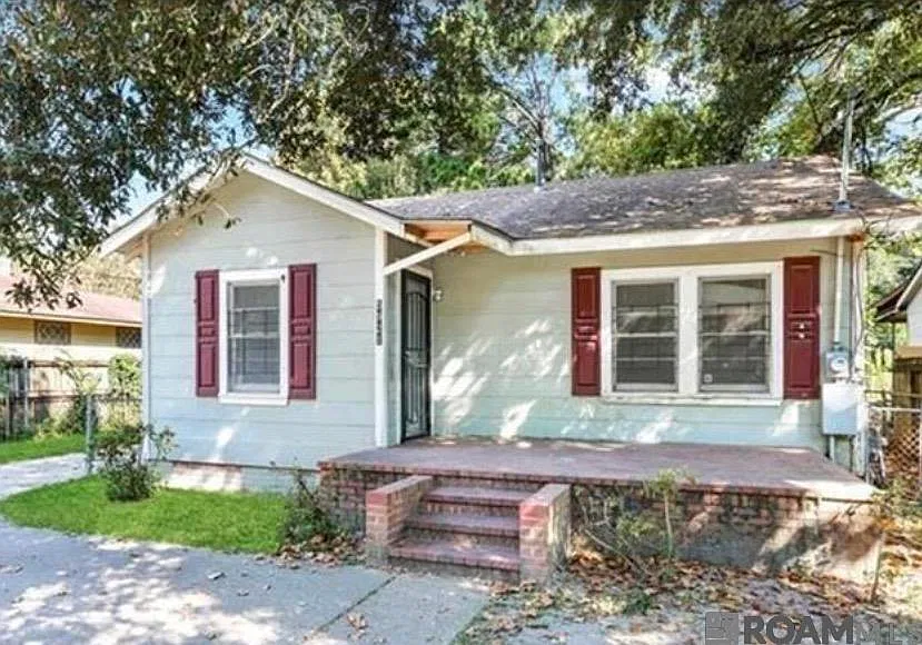 2 bed, 868 sqft, $1,000 — Photo 1