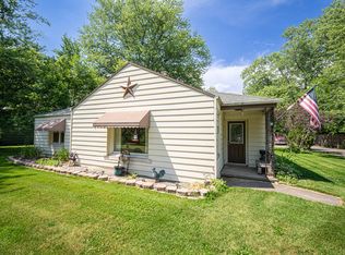 5 River Ln, Kankakee, IL 60901